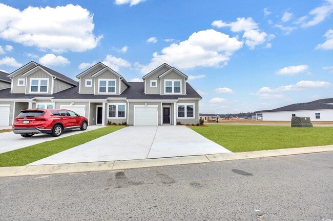Building Photo - 8069 Forest Edge Dr