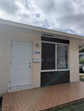 Building Photo - 1908 NW 17th St