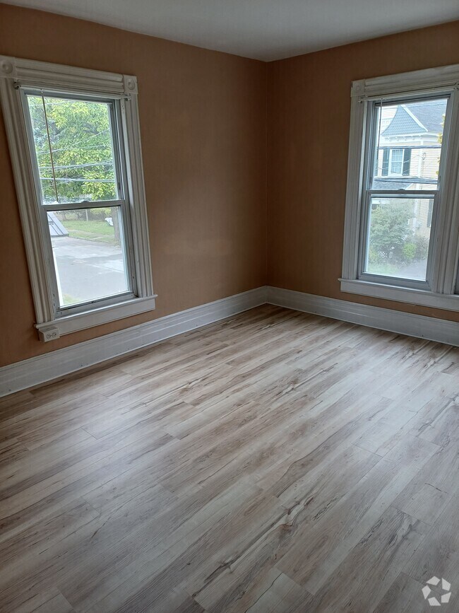 Apartments For Rent in Union Dale, PA with a Balcony 2 Rentals