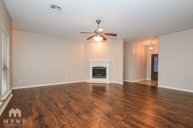 Building Photo - 1020 Hiddencreek Dr