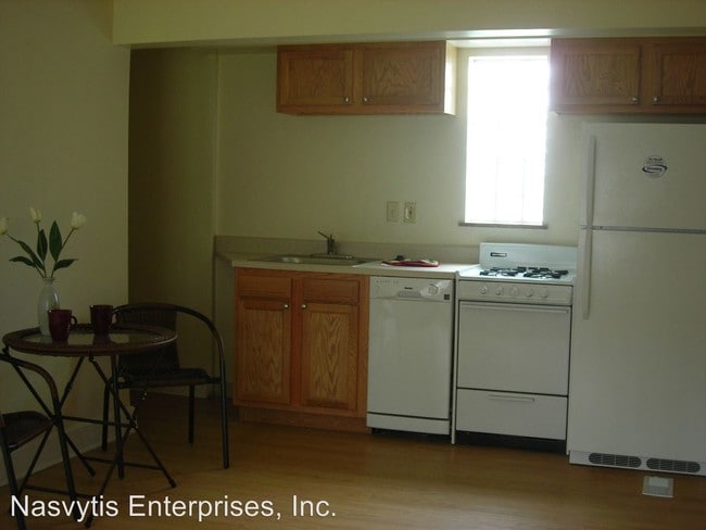 Building Photo - 17800 Marcella Rd
