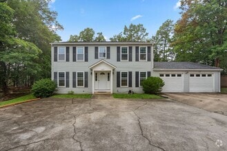 Building Photo - 10411 Outlook Ct
