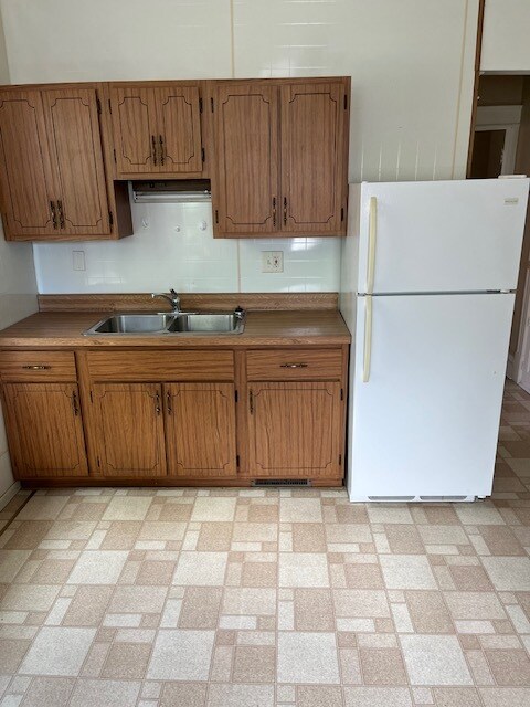 Foto del edificio - 4535 Alaska Ave