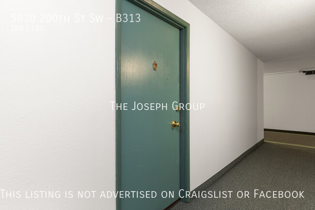 Building Photo - Open and bright 1 bed/1 bath in Lynnwood!