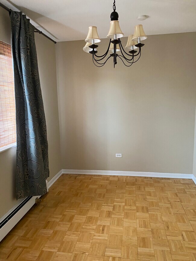 Foto del edificio - 1136 Greenleaf Ave