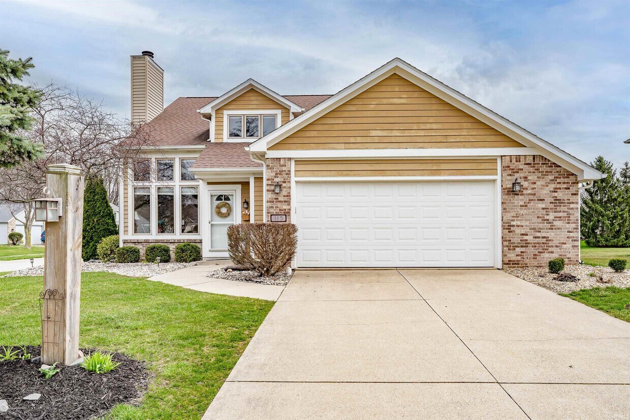 Foto principal - 115 Blue Cliff Pl
