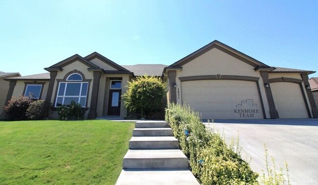 Building Photo - 1651 Meadow Hills Dr