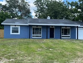 Building Photo - 5209 Palisades Dr