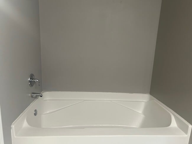 Building Photo - Zortman