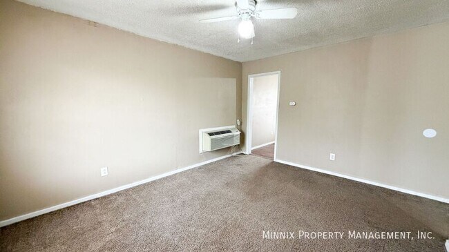 Foto del edificio - 310 E Lynn St