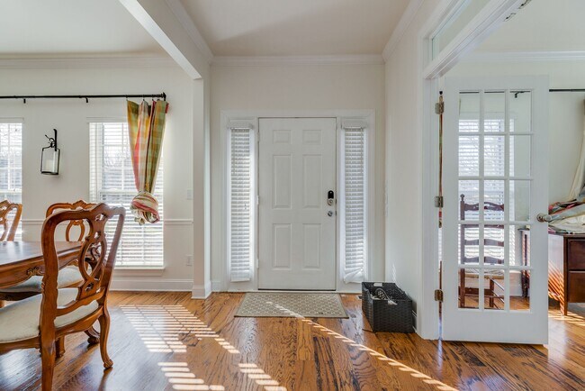 Foto del edificio - 1266 Bridgeton Park Dr