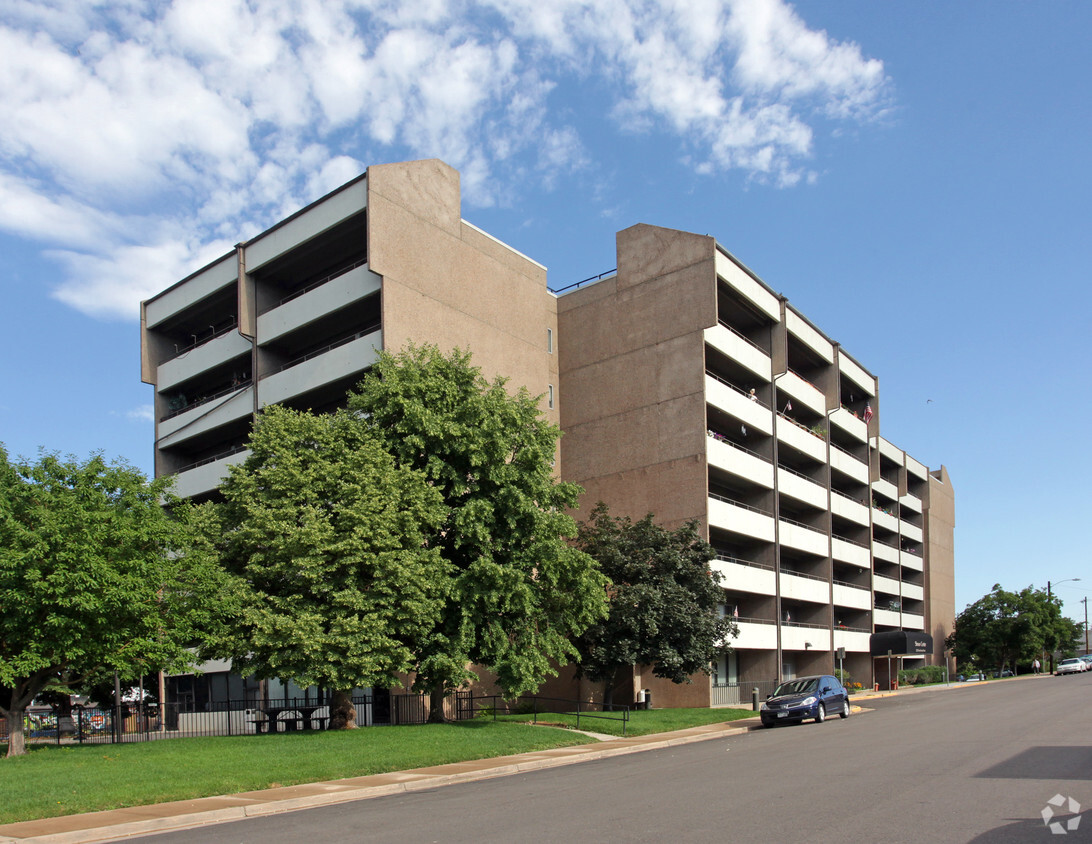 Primary Photo - Simon Center