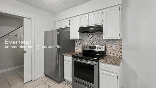 Foto del edificio - 900 Taulbee Ln