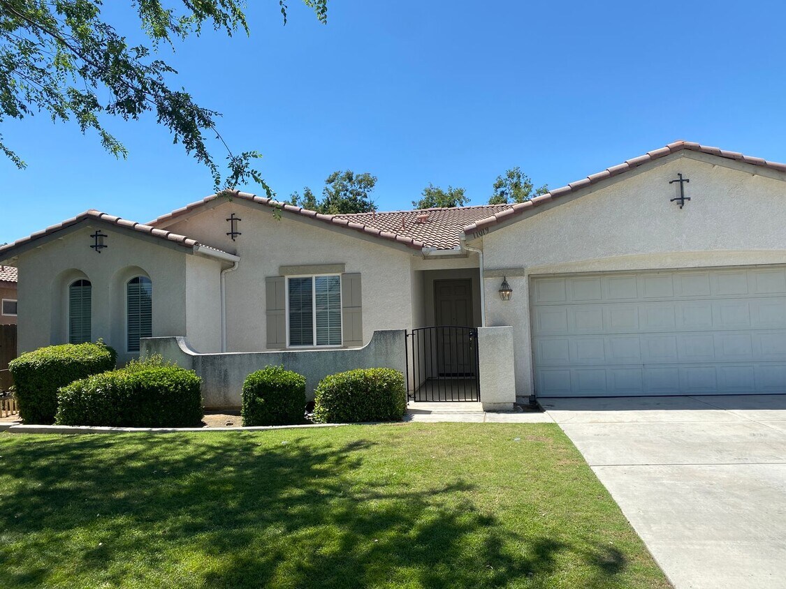 11019 Lewelling St, Bakersfield, CA 93312 House Rental in Bakersfield