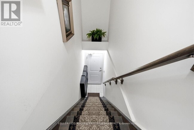 Building Photo - 2355 Sheppard Ave W