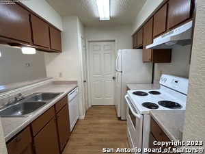 Building Photo - 6305 Worchester Knoll