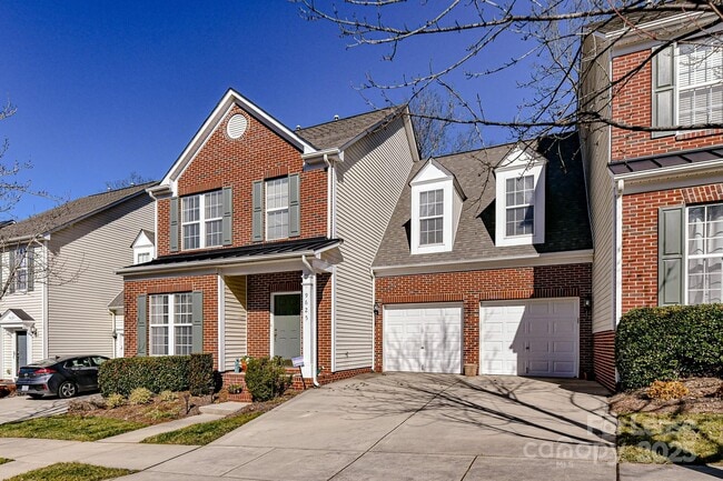 Foto del edificio - 9625 Sunset Grove Dr