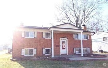 Building Photo - 2528 Koper Dr