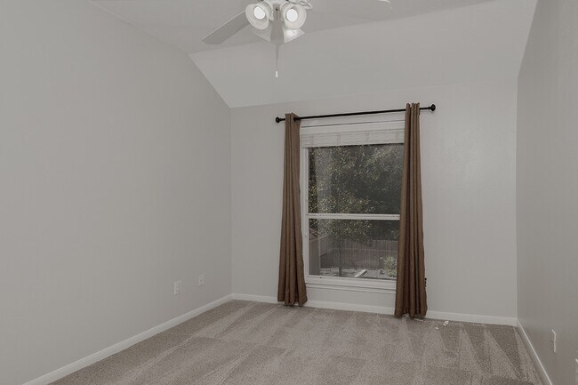 Foto del edificio - 23 Shellbark Pl