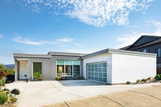 Building Photo - 3813 Sedgemoore Dr