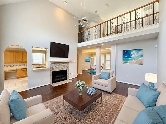 Foto del edificio - Comfort and Convenience in West Plano Living