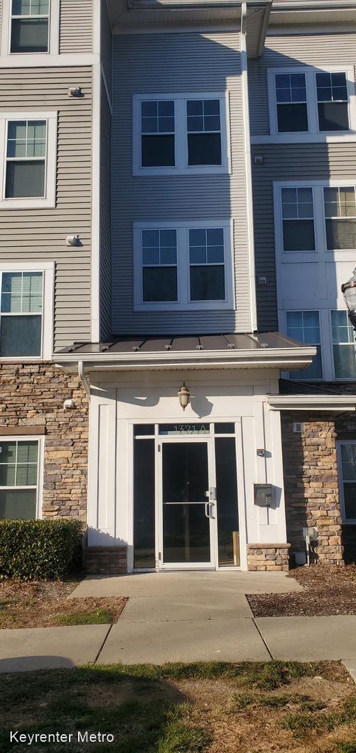 Building Photo - 1 br, 1 bath House - 1321A Karen Blvd Unit...