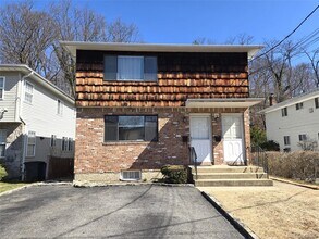 Building Photo - 74 Ashwood Rd