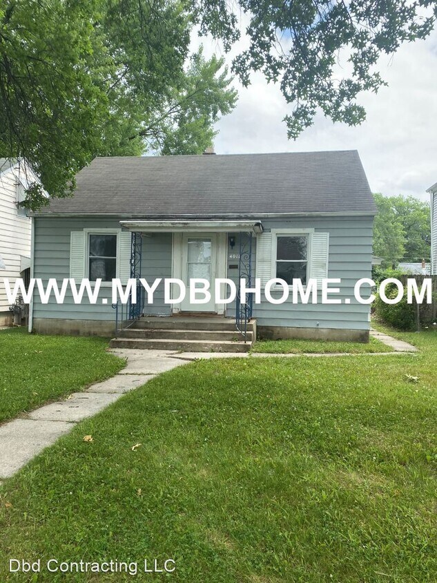 Primary Photo - 3 br, 1.5 bath House - 4011 South Park Dr