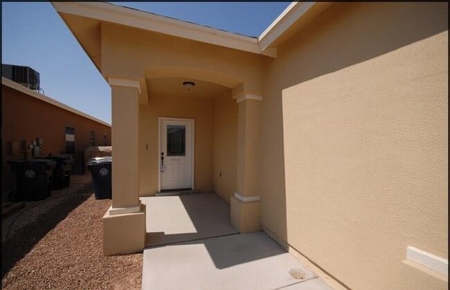 Building Photo - 14302 Pancho Gonzalez Ct