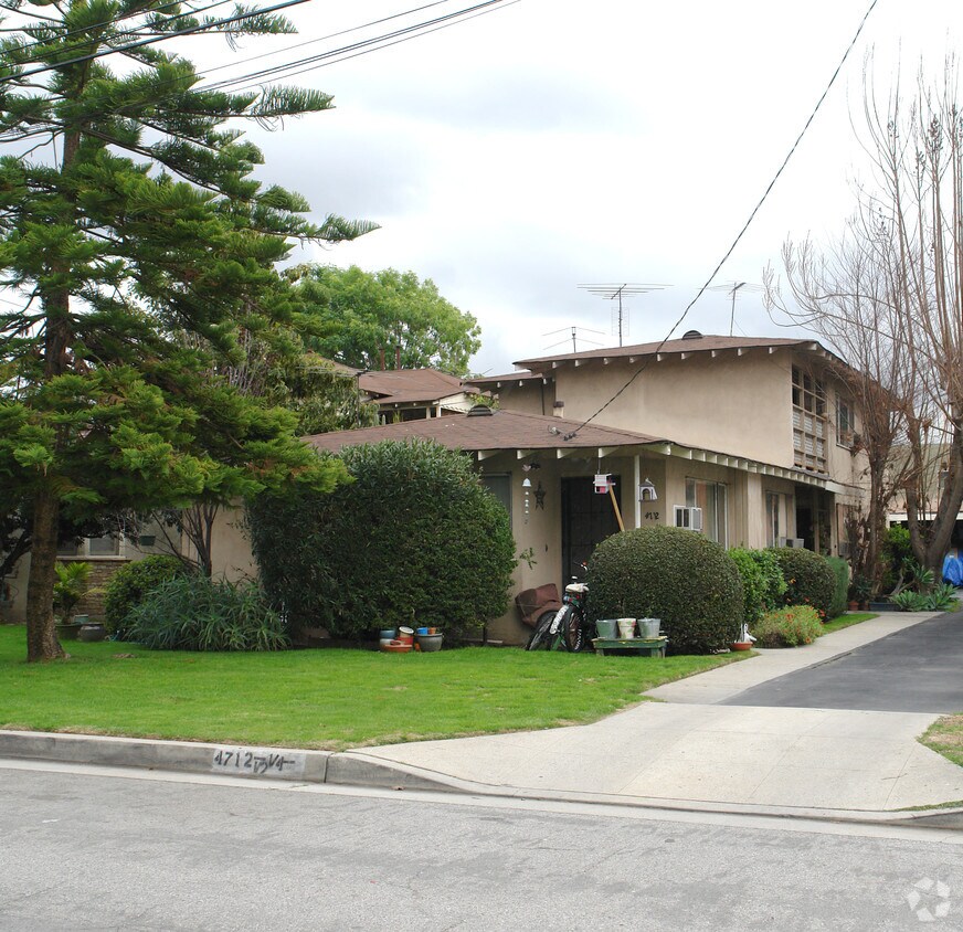 Primary Photo - 4712 Vantage Ave