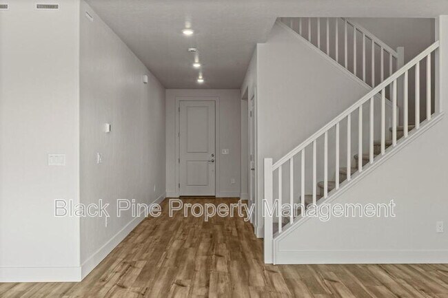 Foto del edificio - 11130 Aspen Hl Dr