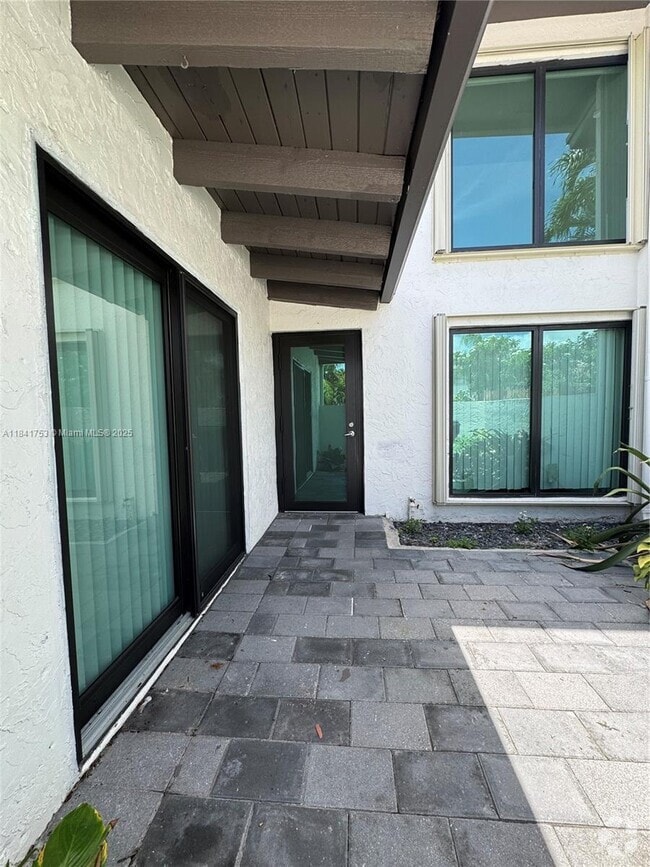Building Photo - 6929 SW 109th Pl