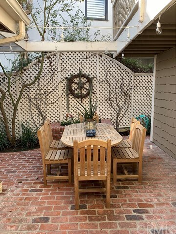 Building Photo - 2532 Circle Dr