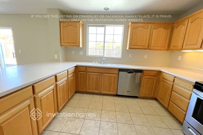 Building Photo - 5530 Burgundy Ct