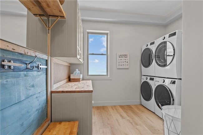 Building Photo - 82 Ellery Rd