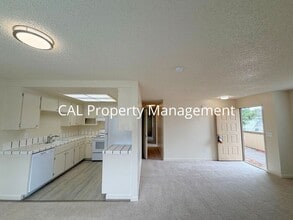 Building Photo - 1823 Cherokee Dr