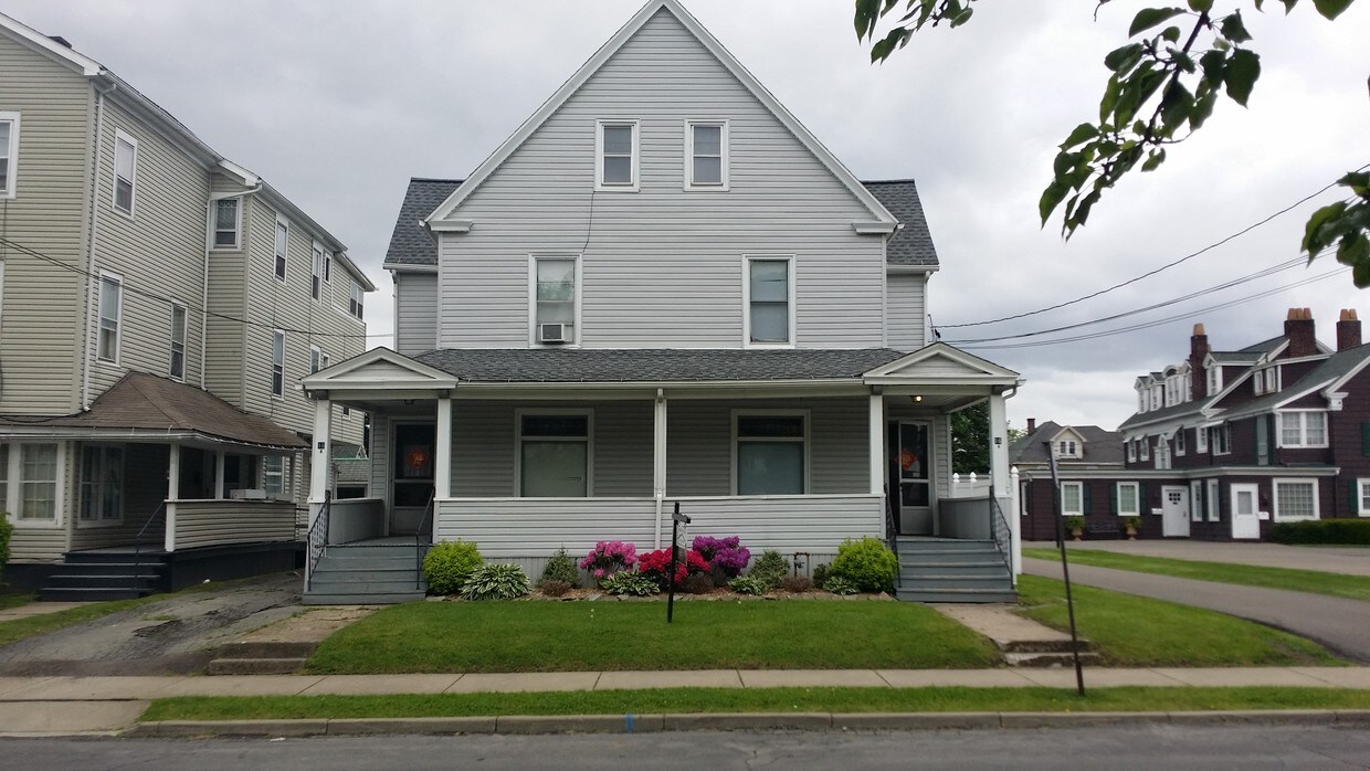 16 Allen St, Johnson City, NY 13790 16 Allen St Johnson City, NY