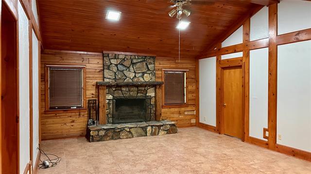 Building Photo - 126 Garza Rd