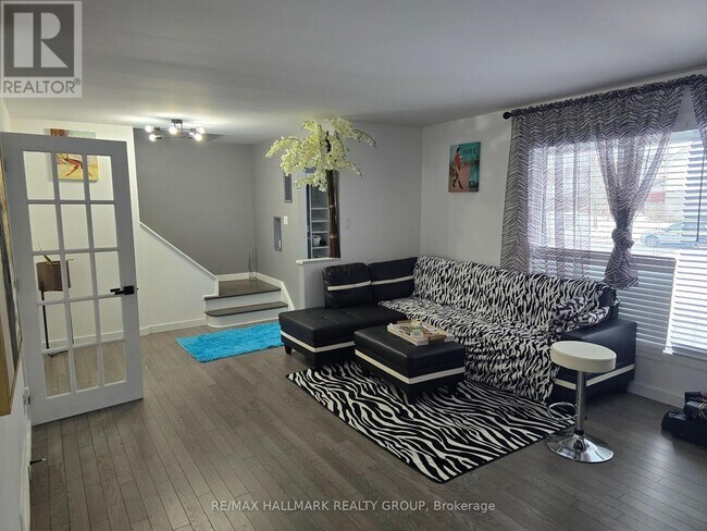 Photo du bâtiment - 2706 Hickson Crescent