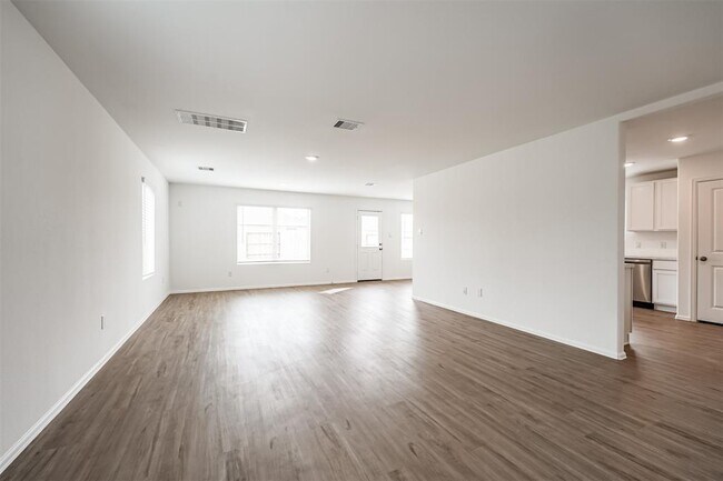 Foto del edificio - 4138 Zavala Ml St