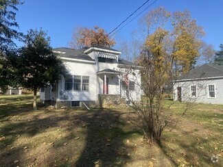 Building Photo - 7 Massasoit St