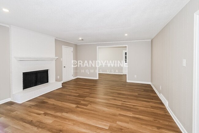 Foto del edificio - 7104 Atherton Cove