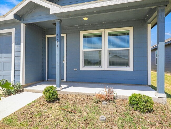 Foto del edificio - 6744 Teal Cir