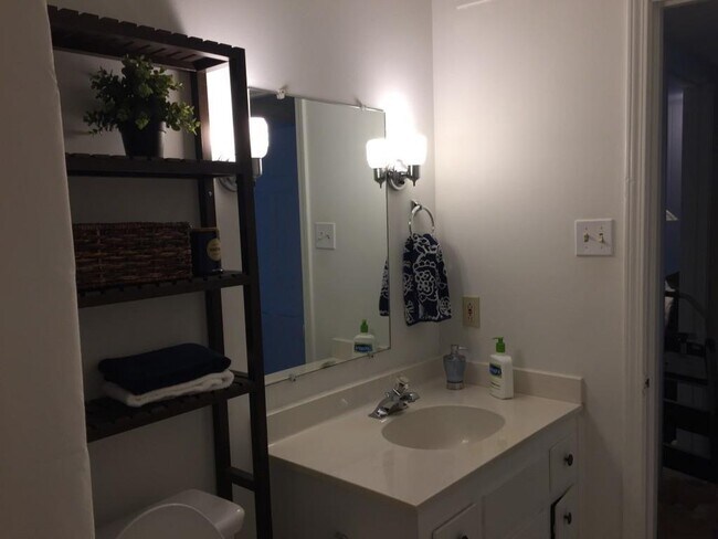 Foto del edificio - 1455 Southland Vista Ct NE
