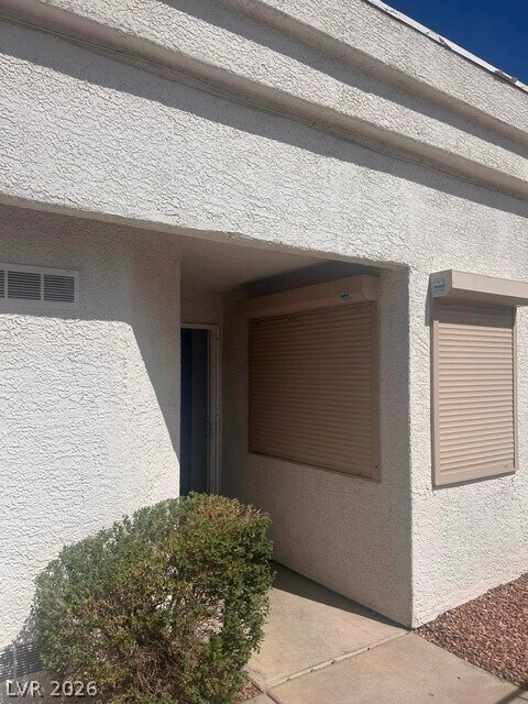 Foto del edificio - 6421 Melody Rose Ave