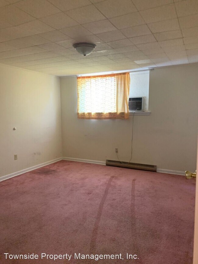 Foto del edificio - 5 br, 3 bath House - 924 McBryde Lane