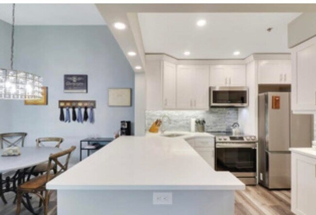 Foto del edificio - 4492 NE Ocean Blvd