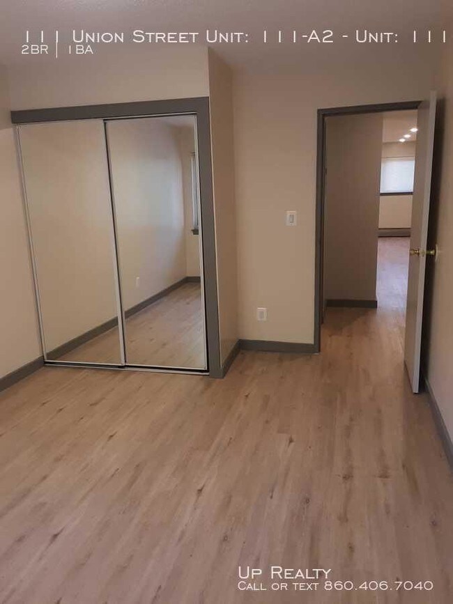 Building Photo - 2 bedroom in Bristol CT 06010