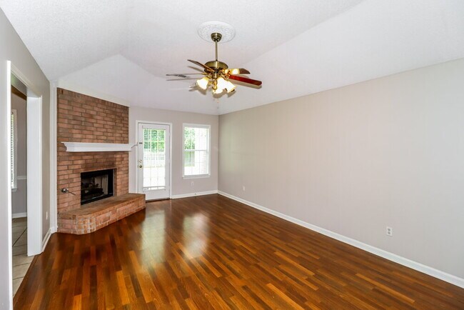 Building Photo - 9656 Wood Green Ln