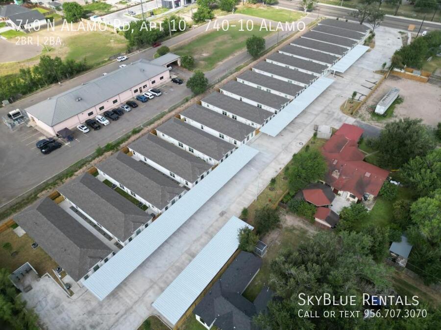 Foto principal - 740 N Alamo Rd